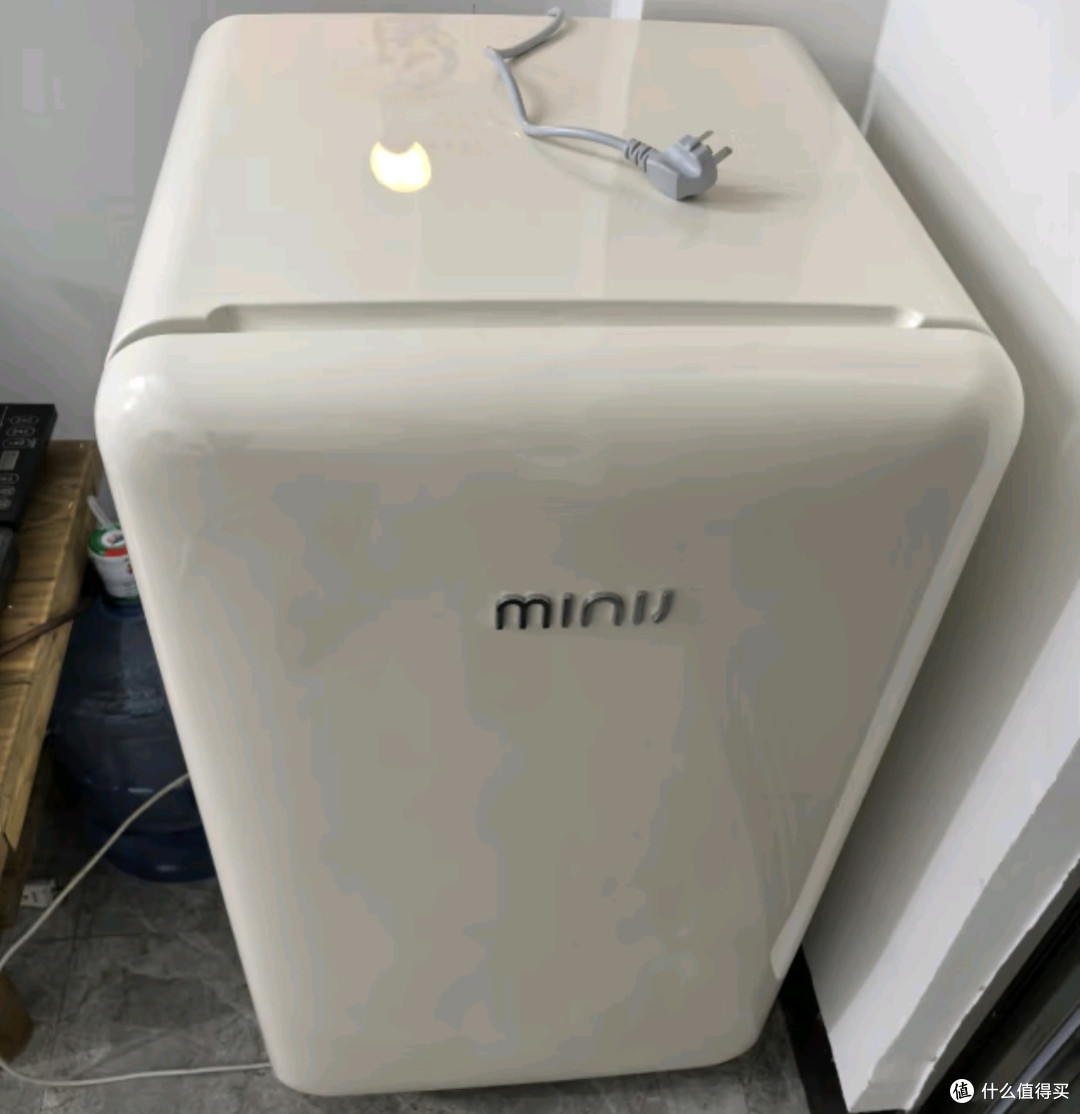 小吉121L复古小冰箱，实用与颜值超棒