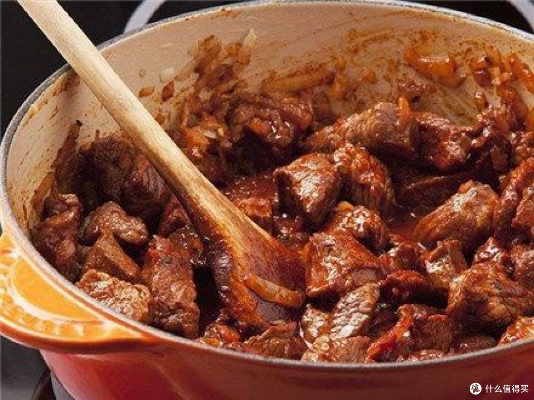 炖牛肉切记别焯水!学会冷水+1料技巧,软烂入味不塞牙