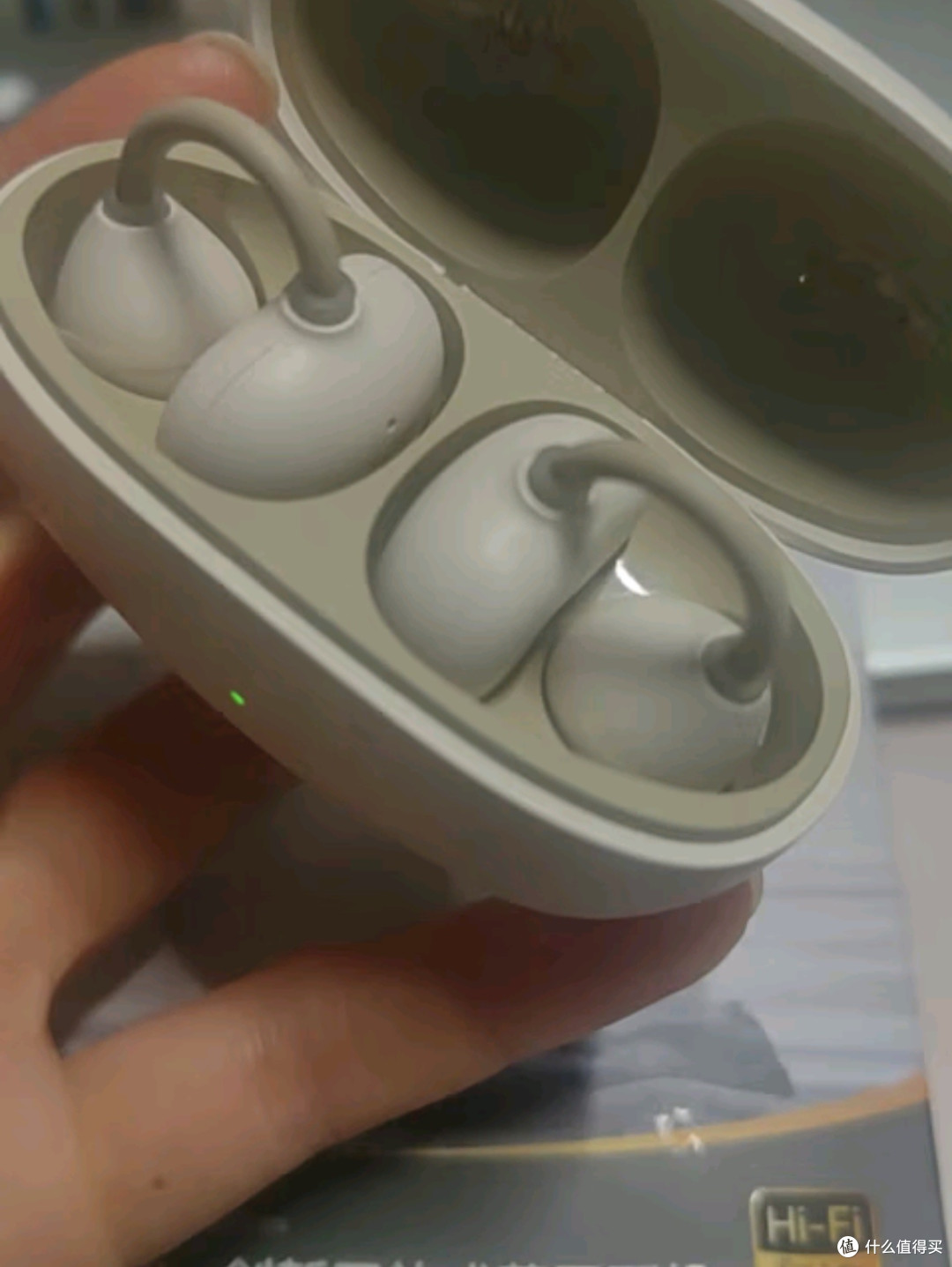 iKF Air Clip真无线蓝牙耳机:云岩白,轻盈如风,自由聆听