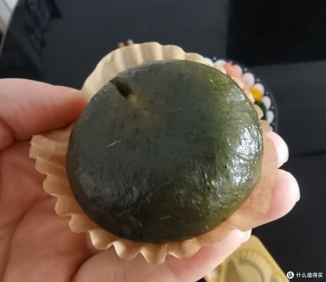 🌿五芳斋艾草青团：春日里的江南味蕾盛宴🍡