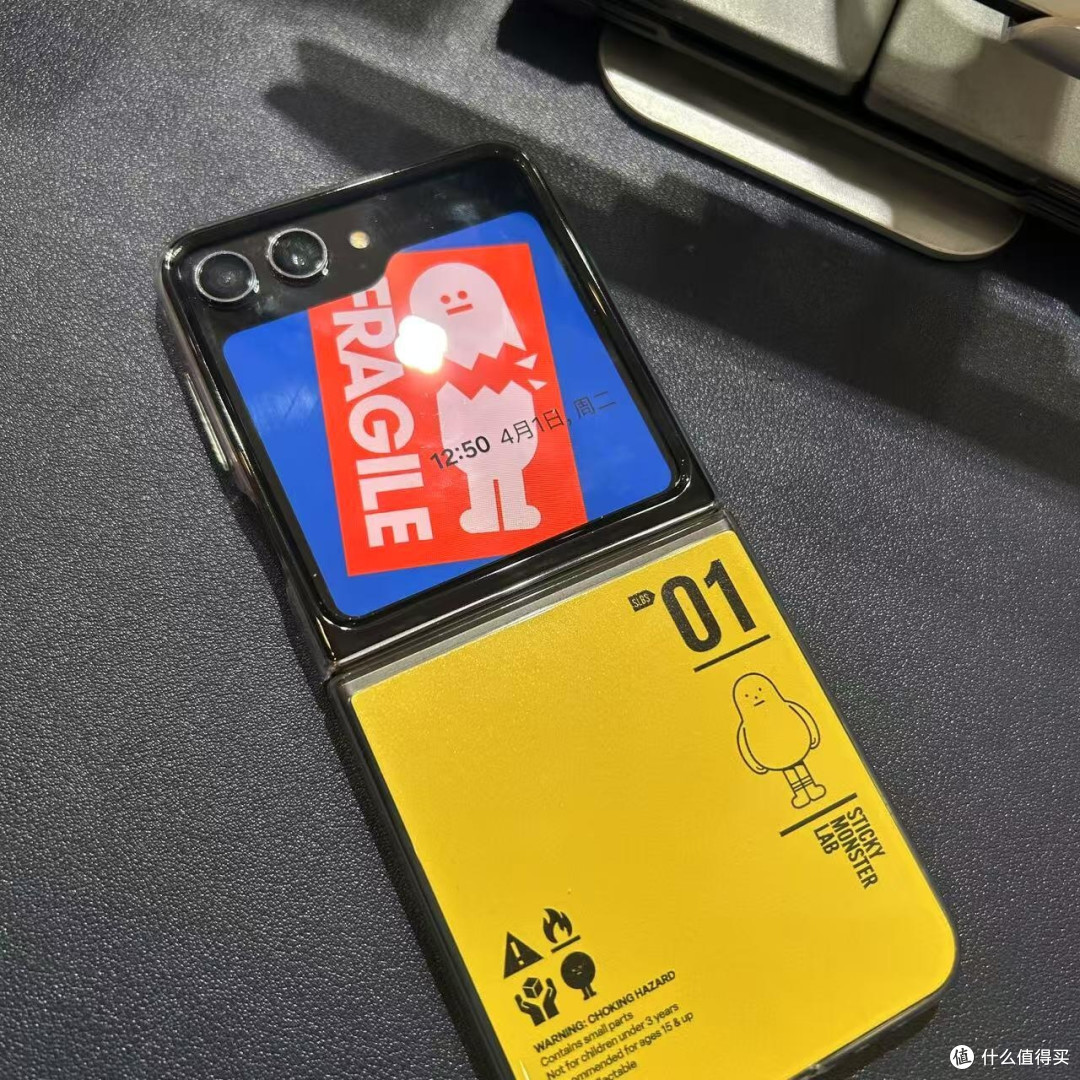 使用体验,三星 Z Flip5 与摩托罗拉 Razr50 的核心区别