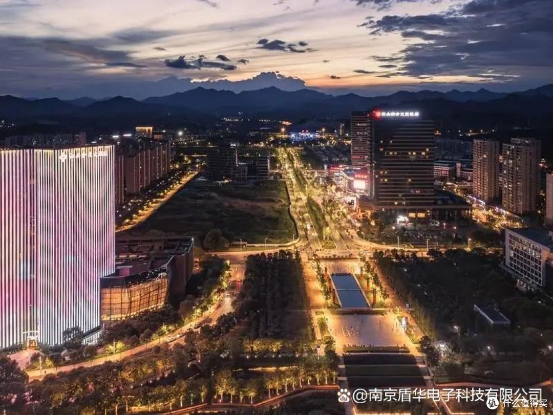 案例|城市级智慧路灯改造项目,助力城市照明设施节能单灯控制