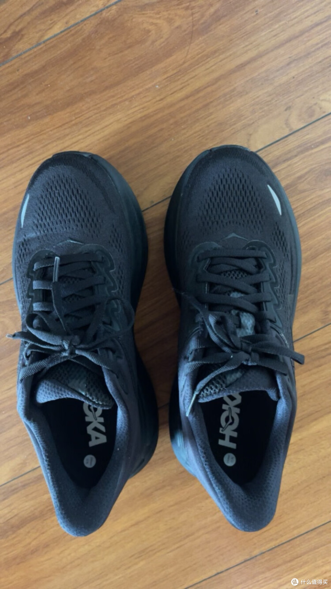 HOKA ONE，专业跑者的选择
