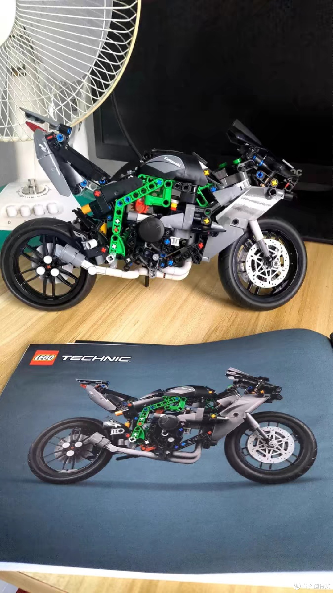 当乐高邂逅川崎Ninja H2R:机械美学的积木演绎