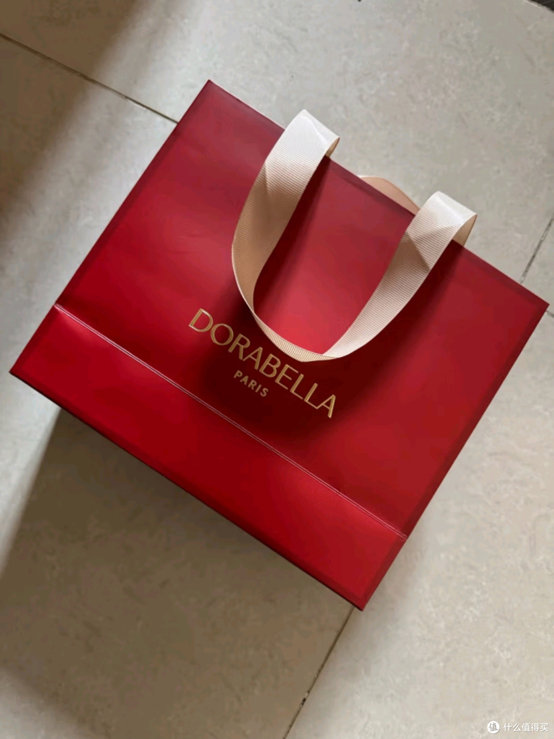 朵娜贝拉比利时进口巧克力礼盒装:情人节生日的甜蜜献礼