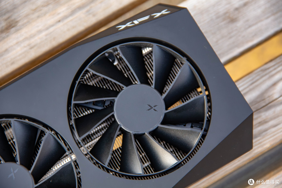 好!强!赢!A卡支棱起来了?!讯景RX 9070XT 海外版 Ultra