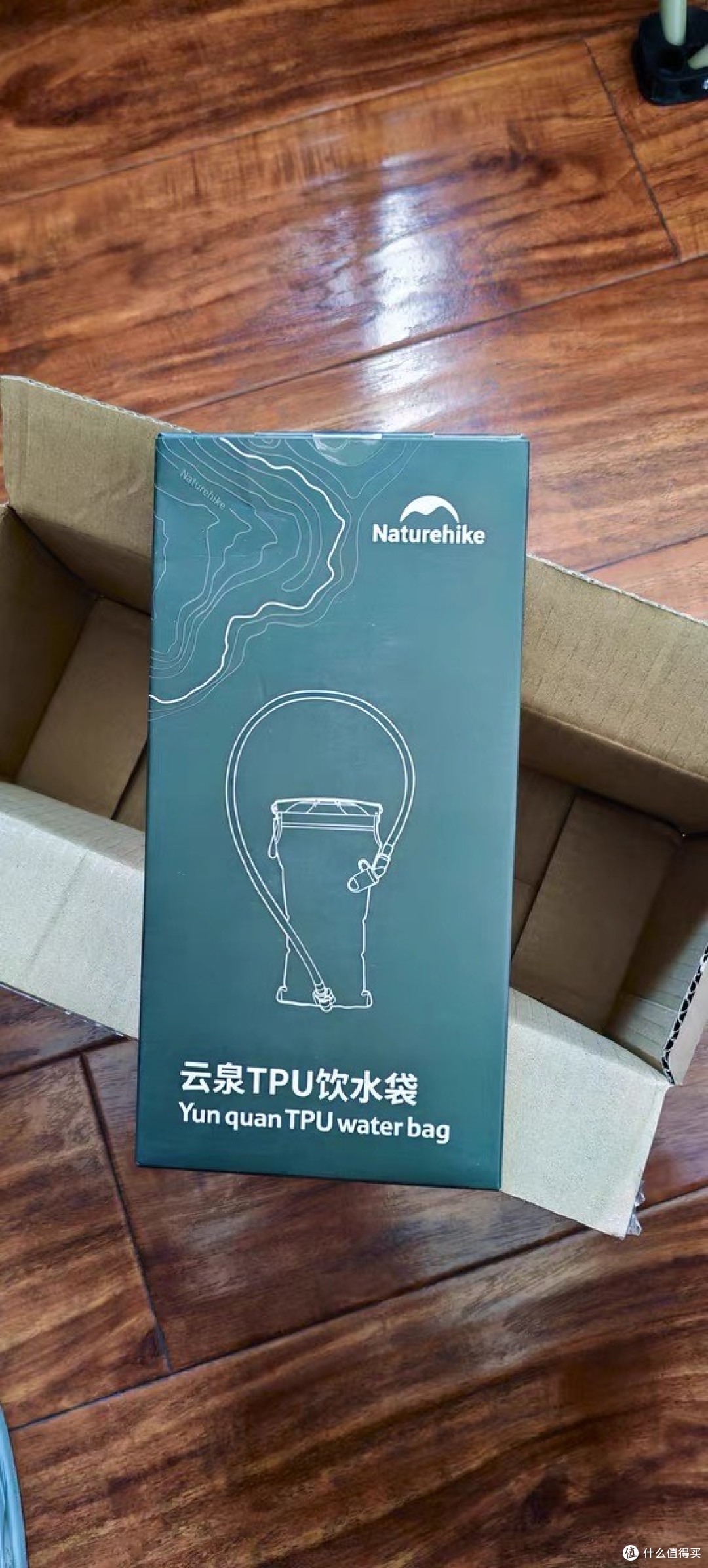 户外饮水新选择:挪客云泉TPU饮水袋