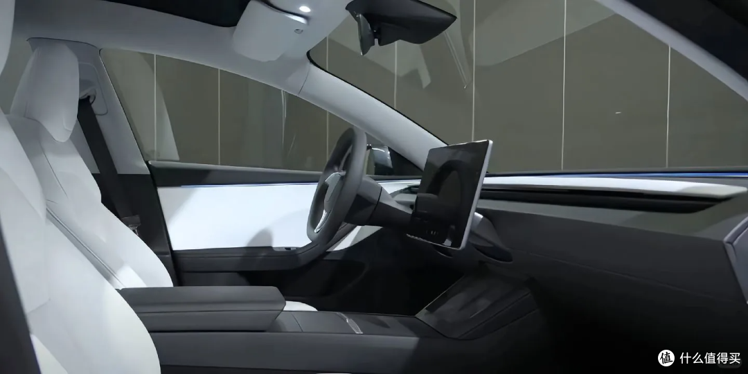特斯拉 Model 3,科技先锋的魅力座驾