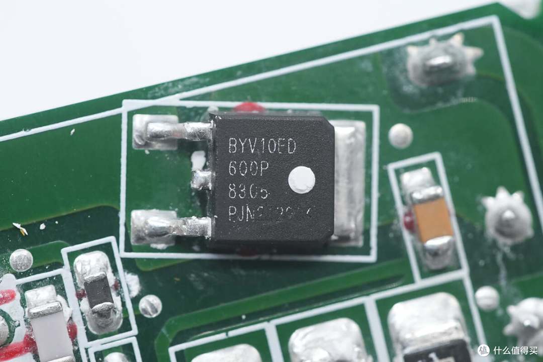 拆解报告:DELL戴尔240W DC电源适配器LA240PM190