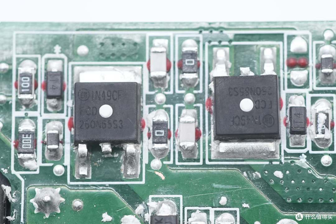 拆解报告:DELL戴尔240W DC电源适配器LA240PM190