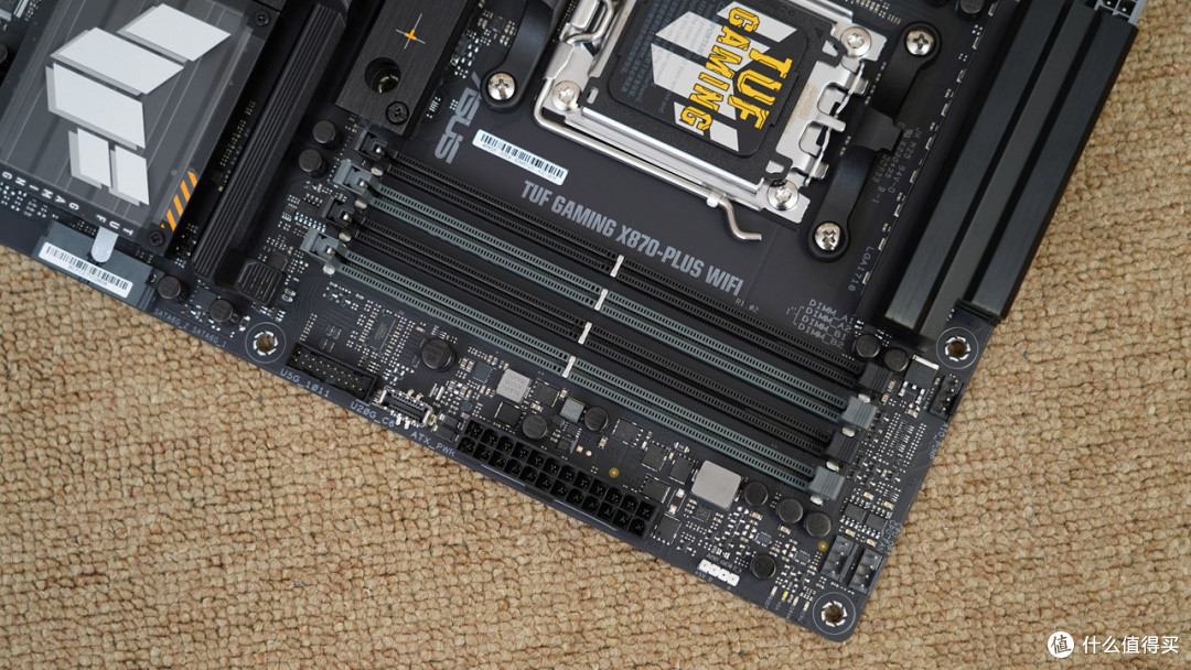 游戏生产力无短板,9950X3D评测&华硕TUF X870、索泰5080装机秀