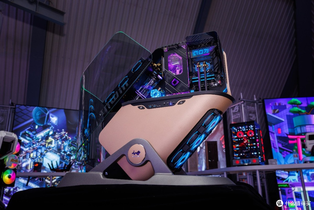 湘聚金字塔!华硕主板引爆ROG DAY 2025信仰狂欢