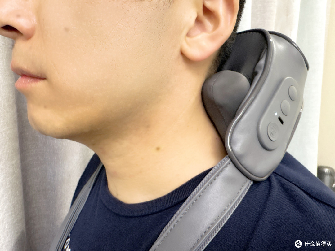 揉捶压+红光热敷，我家的便捷健康 “按摩大师”—西屋UK6S