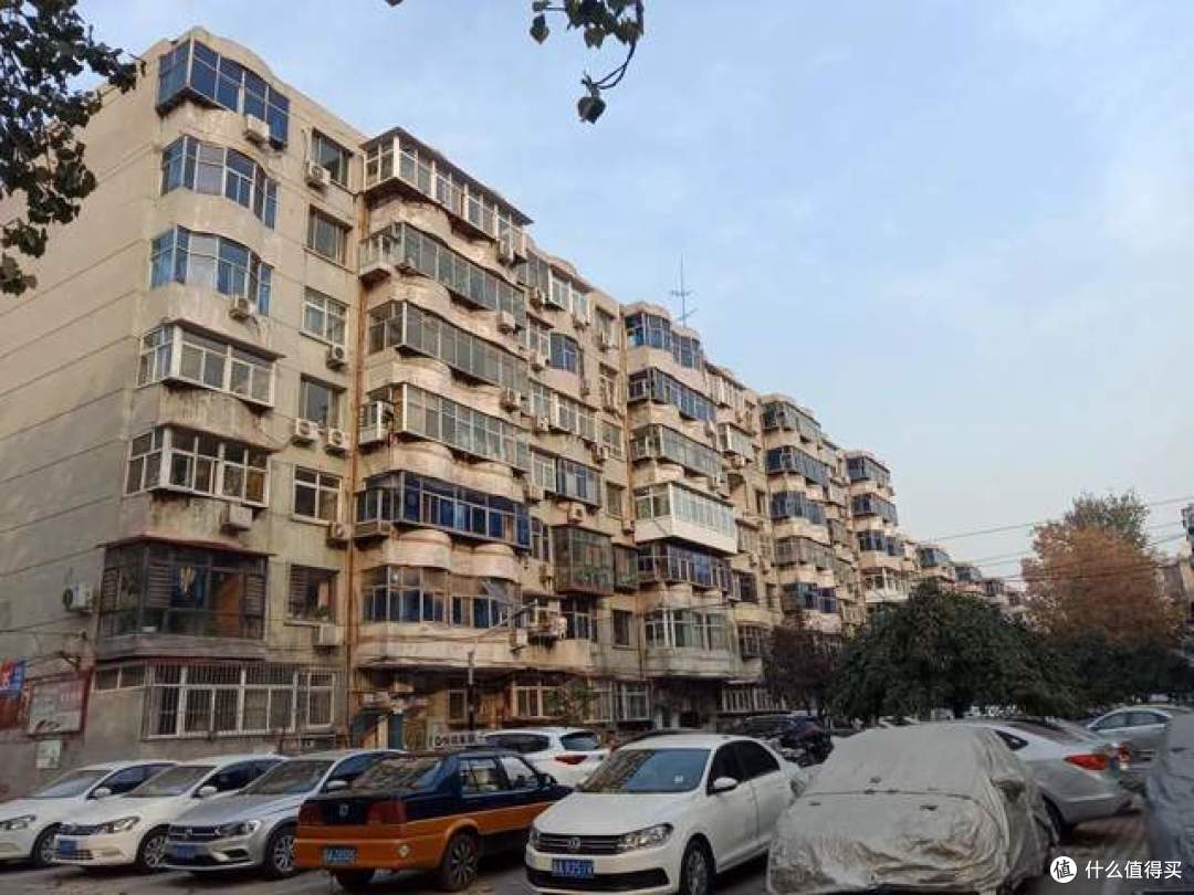 聪明人在偷偷收购“老破小”?老旧小区的含金量,还在上升!