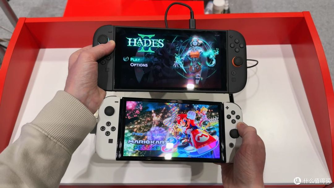 真没OLED版了！Switch2游戏效果实拍、画面表现不输OLED