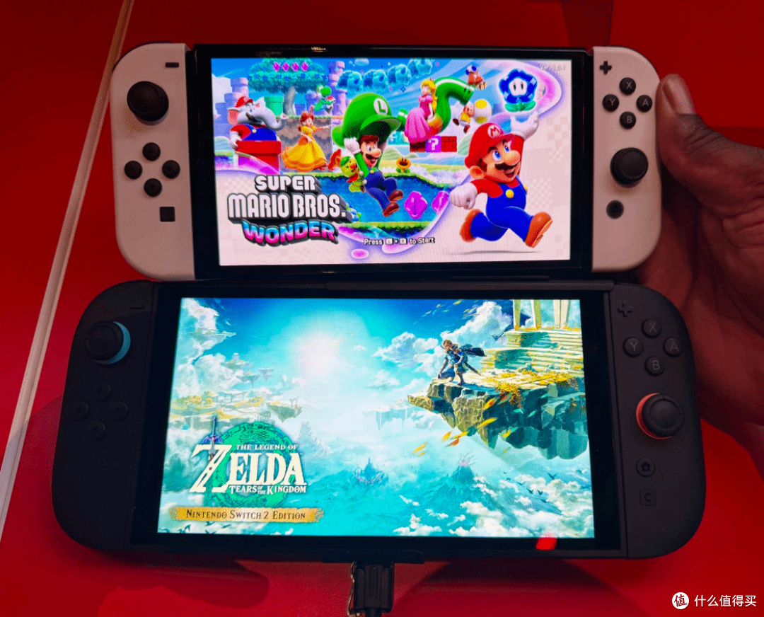 真没OLED版了！Switch2游戏效果实拍、画面表现不输OLED