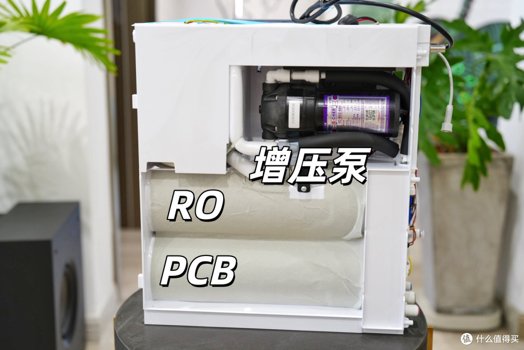 引领新一轮健康饮水革命?卡萨帝黄金矿泉净热一体机拆机测评