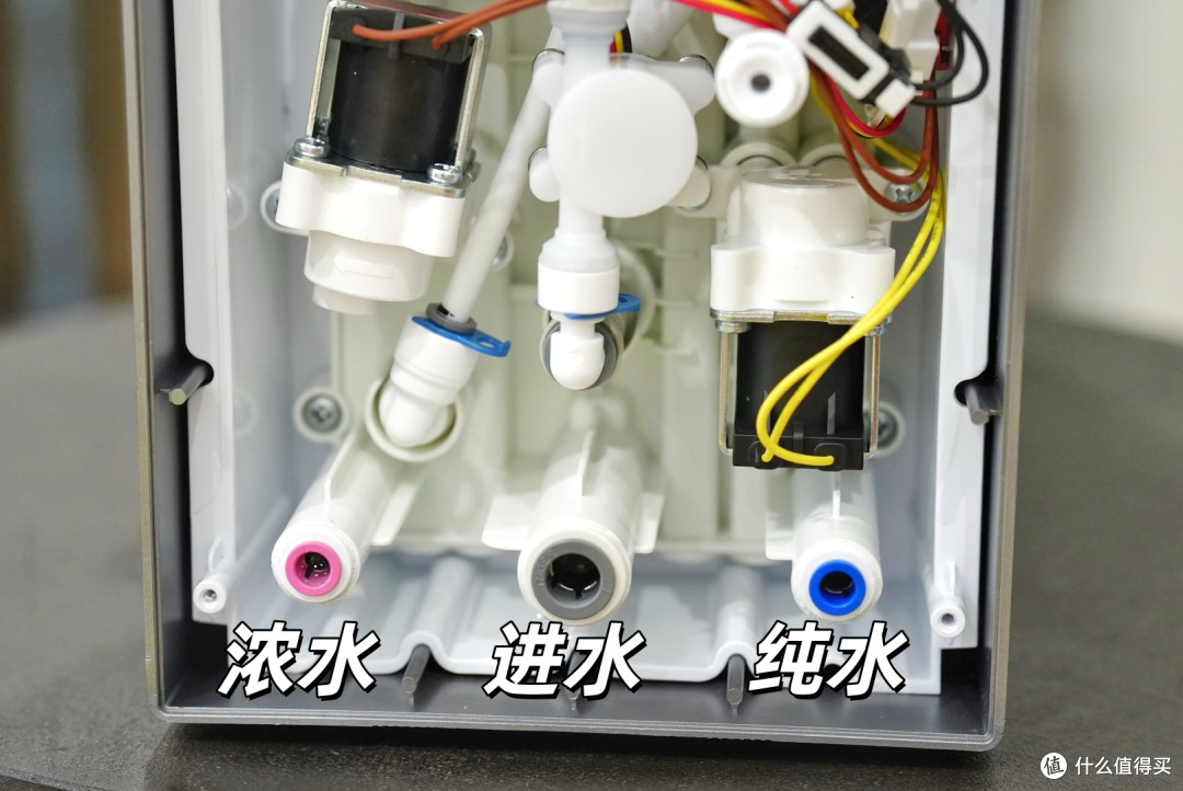 引领新一轮健康饮水革命?卡萨帝黄金矿泉净热一体机拆机测评