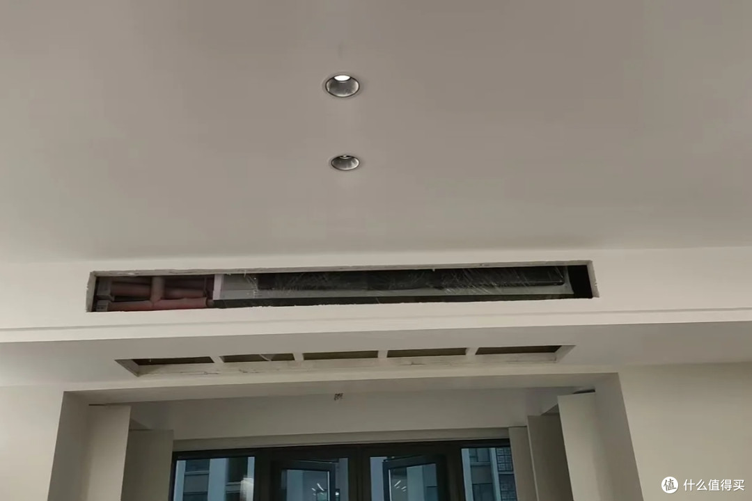 风管机和立式空调哪个更适合客厅？为什么不建议买风管机？