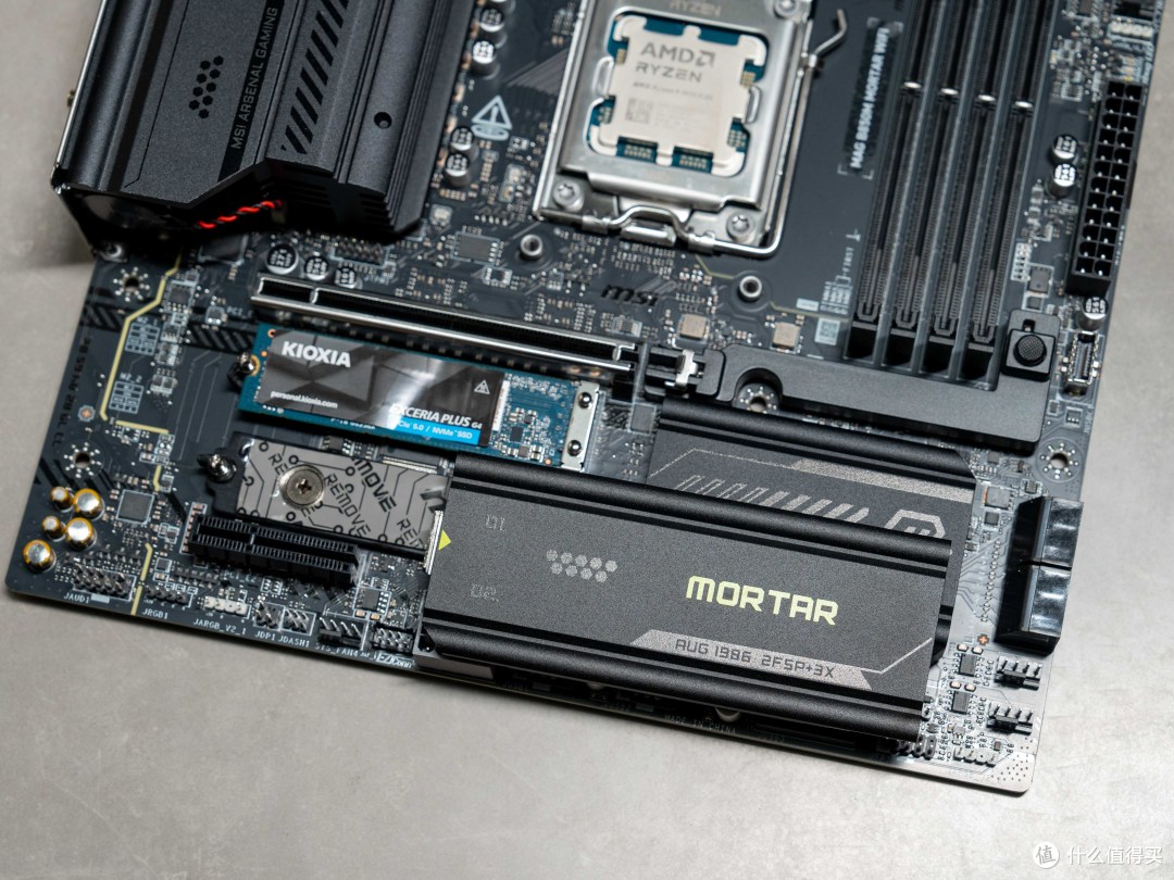 高颜值旗舰理财产品，影驰RTX 5090D星曜LunaOC显卡测评