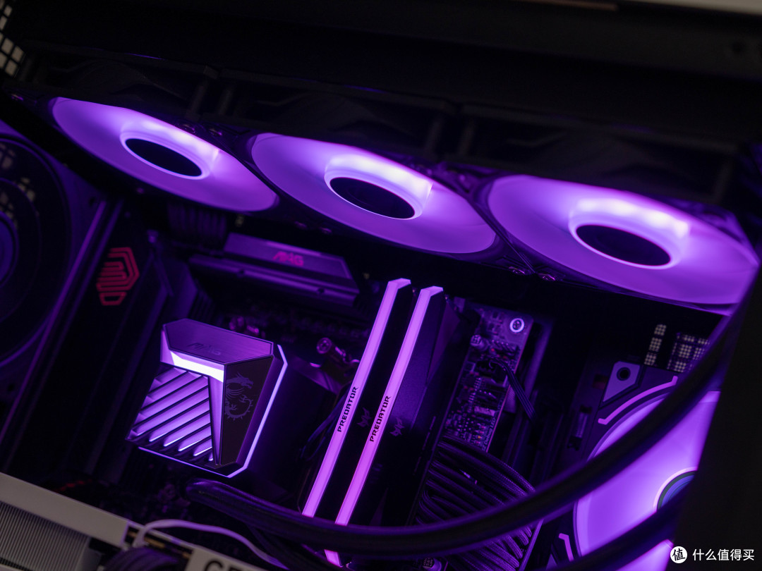 高颜值旗舰理财产品，影驰RTX 5090D星曜LunaOC显卡测评