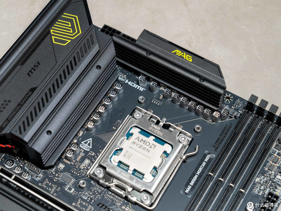 高颜值旗舰理财产品，影驰RTX 5090D星曜LunaOC显卡测评