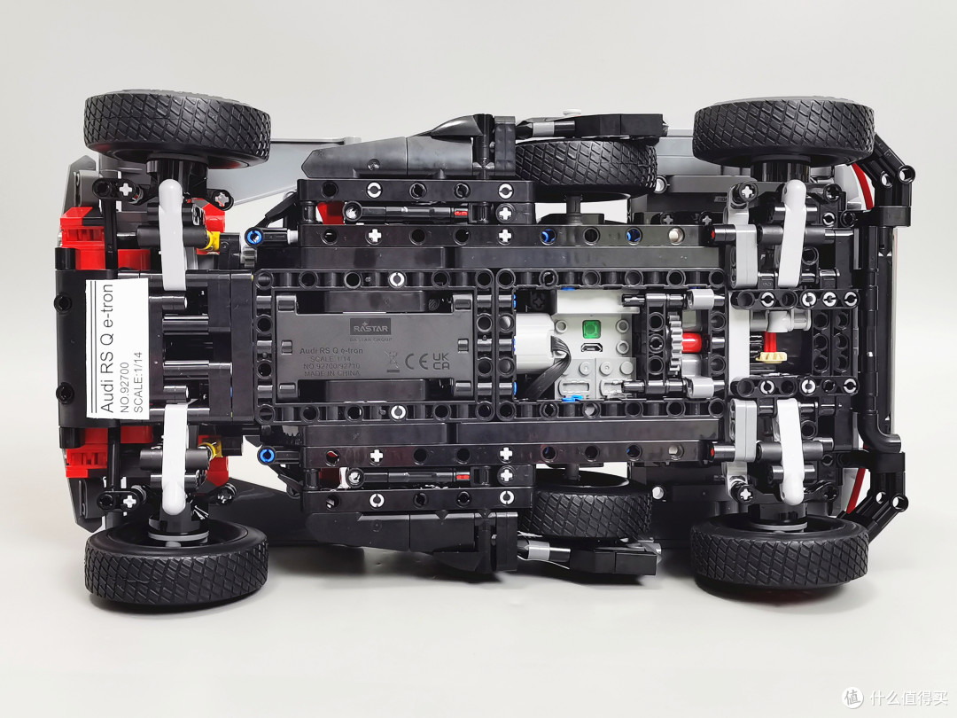 阿布扎比沙漠挑战赛冠军,星辉 Audi RS Q e-tron深度解析