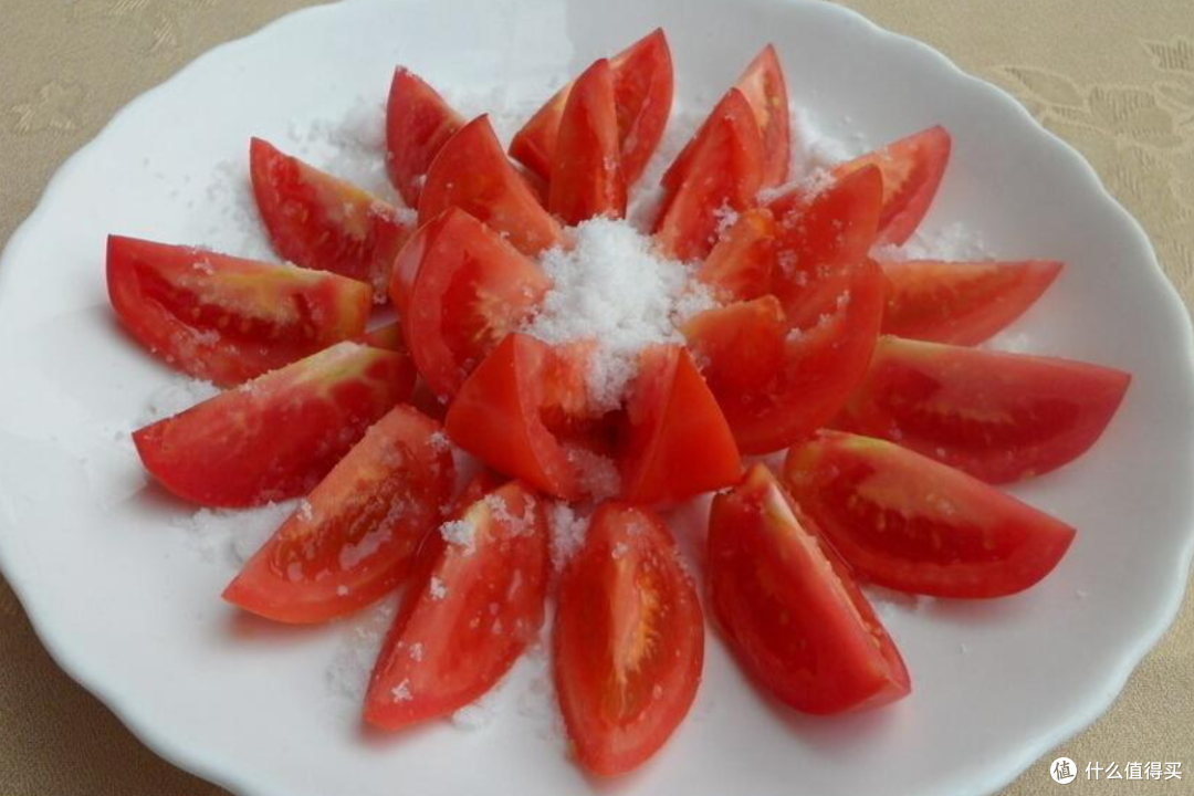 夏日“红宝石”的魅力:解锁西红柿的N种健康吃法