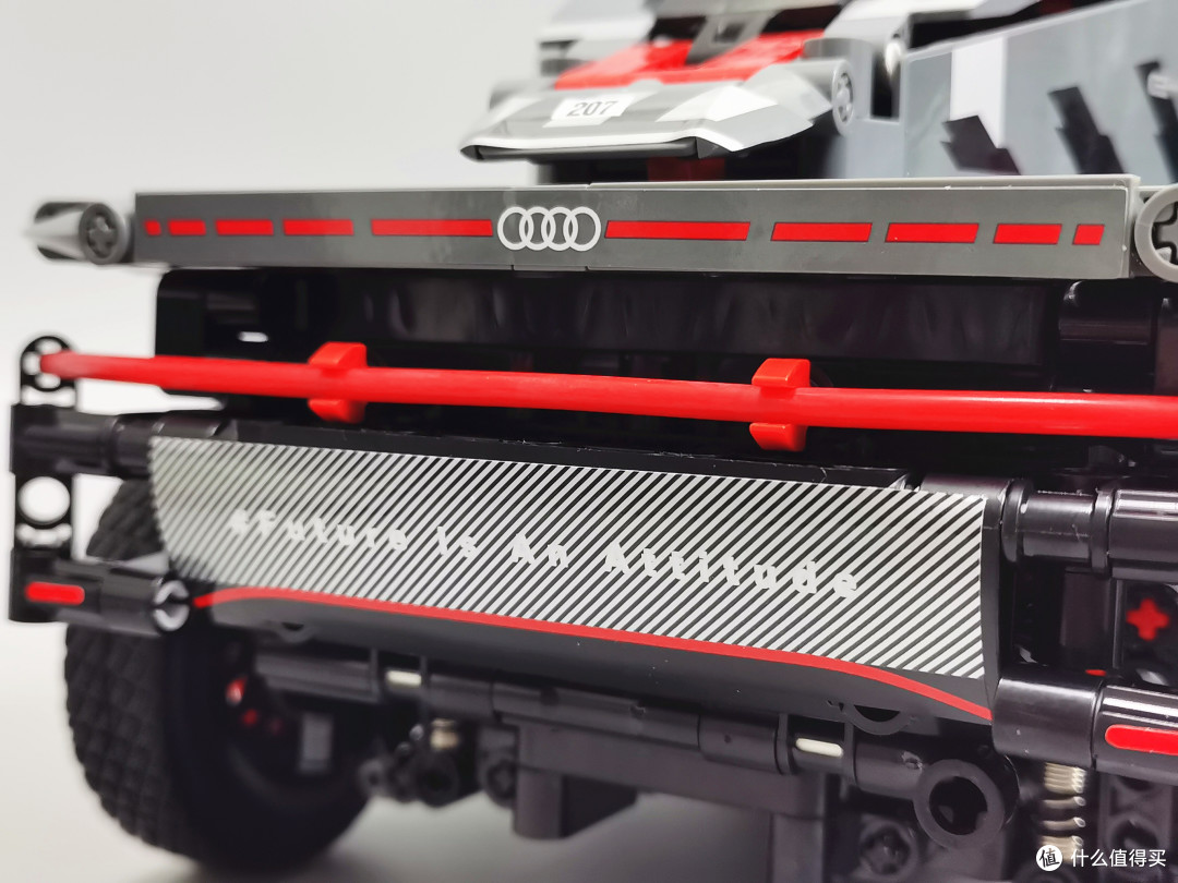 阿布扎比沙漠挑战赛冠军,星辉 Audi RS Q e-tron深度解析