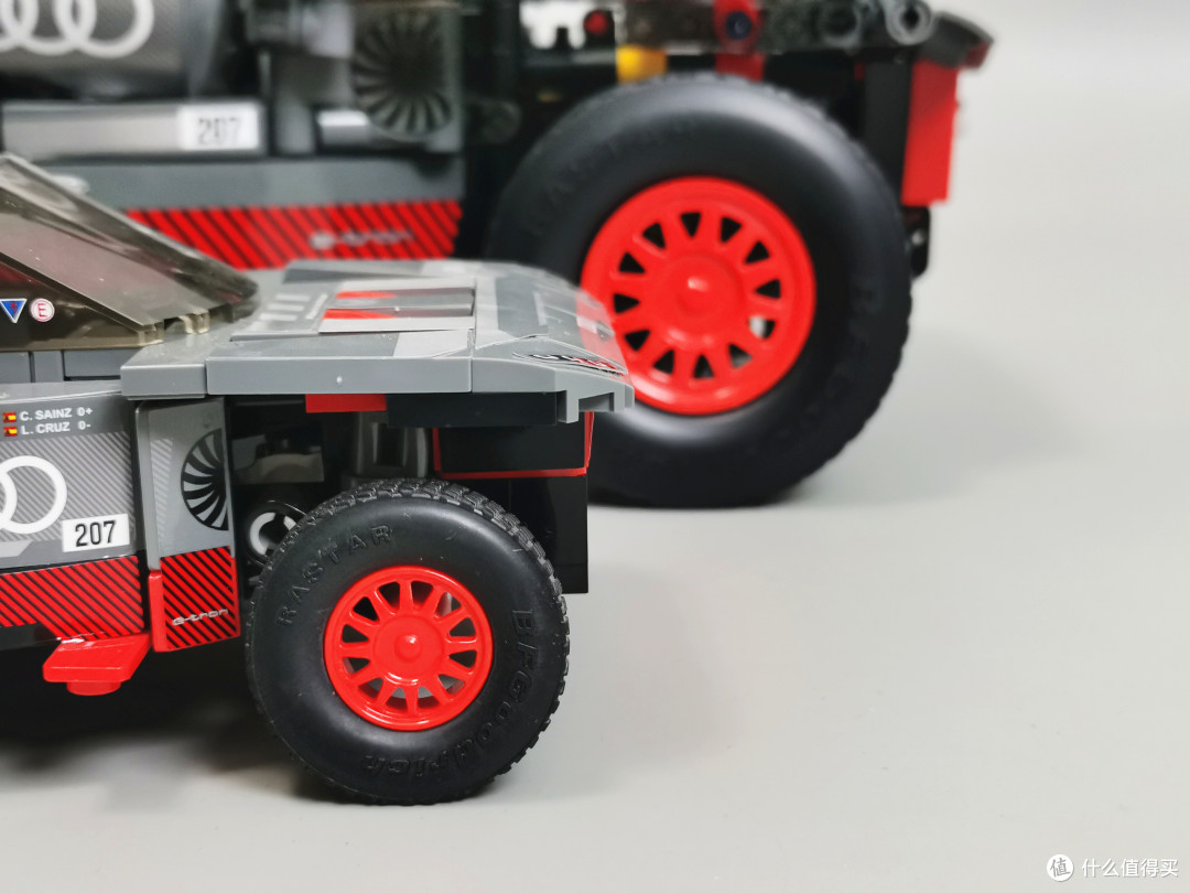 阿布扎比沙漠挑战赛冠军,星辉 Audi RS Q e-tron深度解析