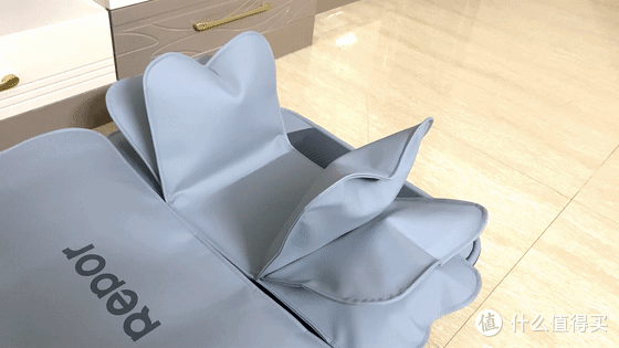 按摩椅OUT了?年轻人都在抢锐珀尔导轨式按摩垫这个"躺平神器"