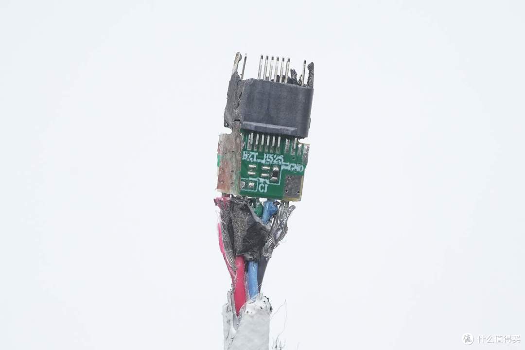 拆解报告:品级140W一拖二快充编织数据线