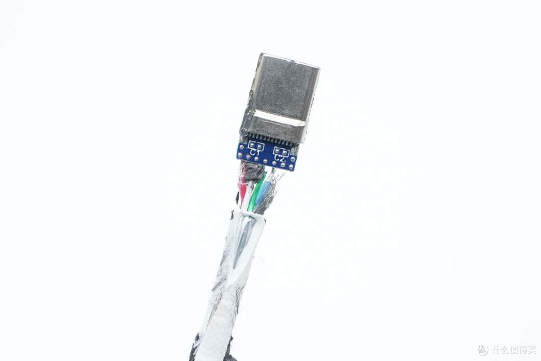 拆解报告:品级140W一拖二快充编织数据线