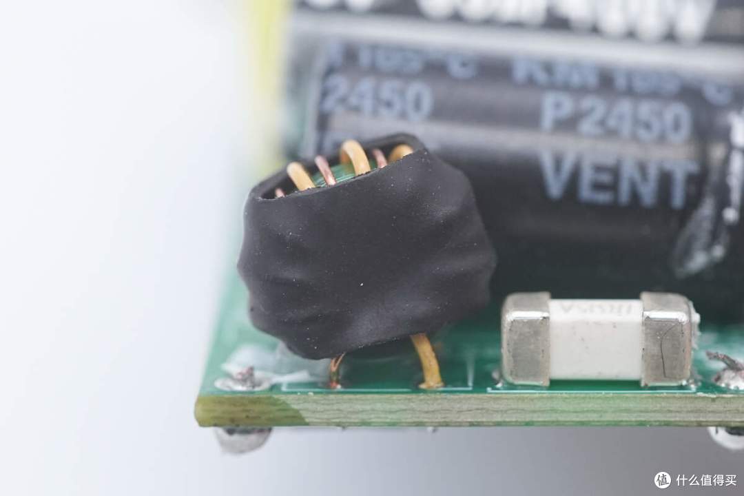 拆解报告：Akiitu爱可途邮差系列7000mAh二合一充电宝AK-PAB7F