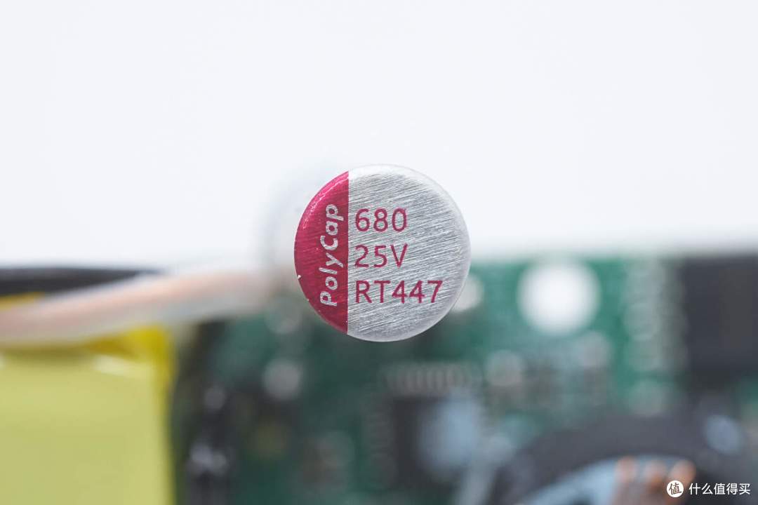 拆解报告：Akiitu爱可途邮差系列7000mAh二合一充电宝AK-PAB7F