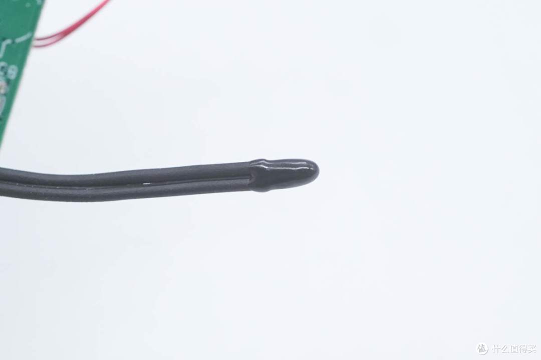 拆解报告：Akiitu爱可途邮差系列7000mAh二合一充电宝AK-PAB7F