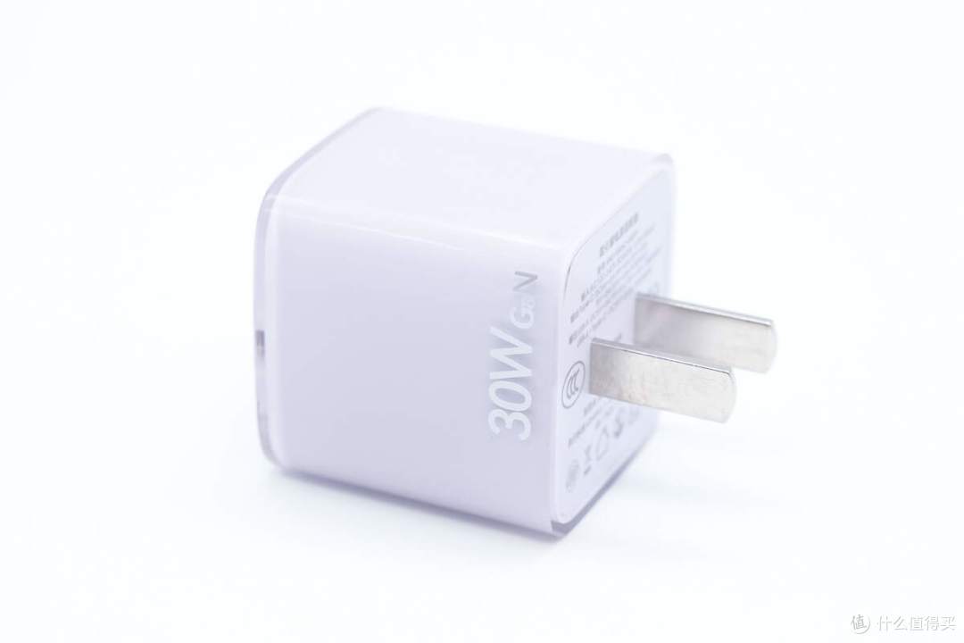 拆解报告：SCUD飞毛腿30W 1A1C大冰块氮化镓充电器