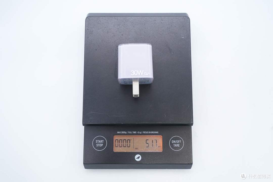 拆解报告：SCUD飞毛腿30W 1A1C大冰块氮化镓充电器