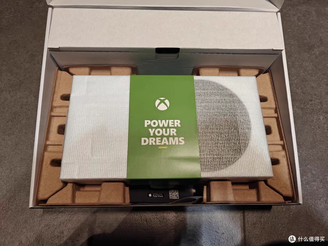 微软Xbox Series X/S主机，游戏玩家的超强装备