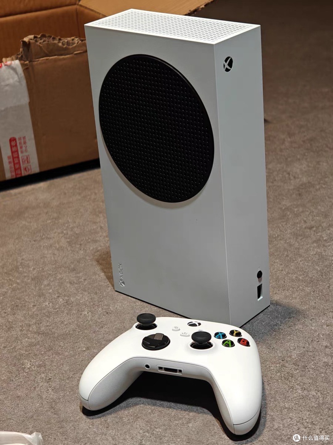 微软Xbox Series X/S主机，游戏玩家的超强装备