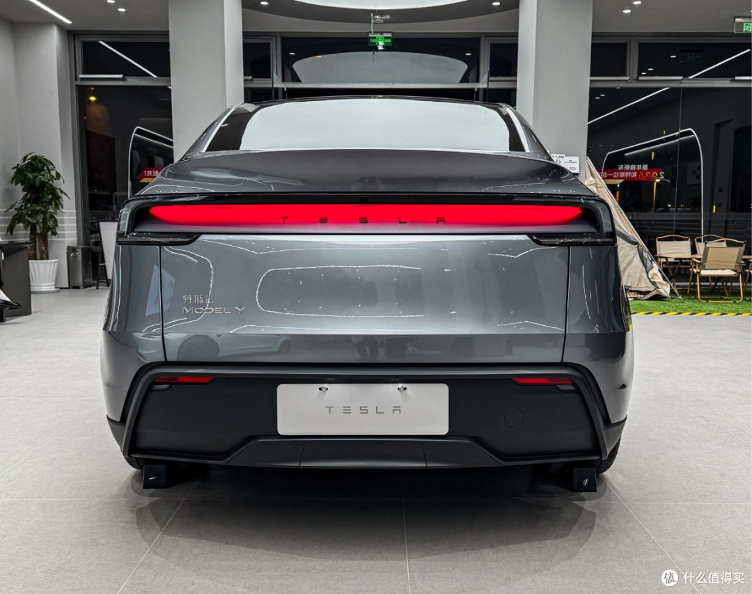深度体验特斯拉Model Y:实力诠释出行新选择