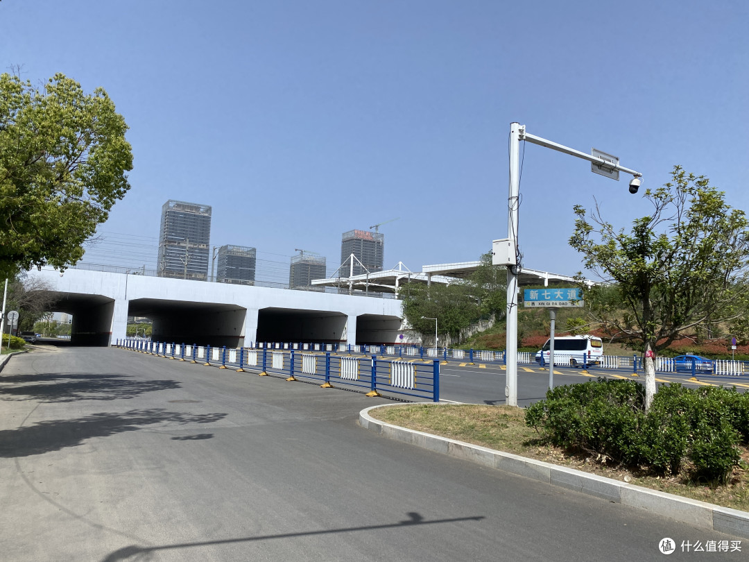 信阳FIRE生活日记17:小城の面子新七大道的那些咖位标的