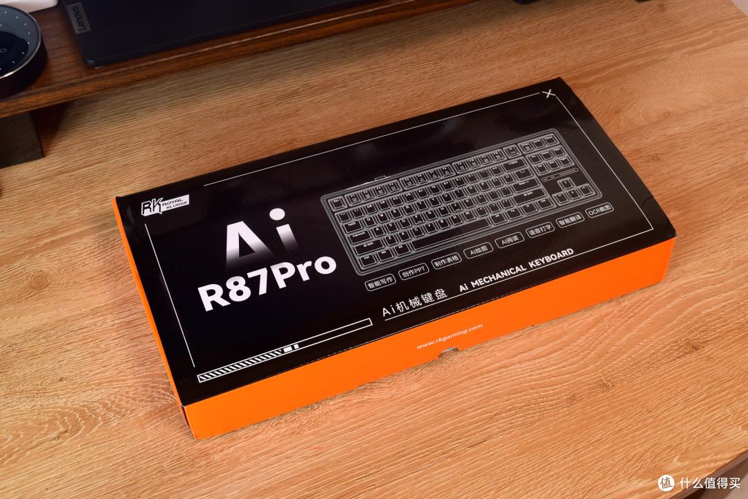 国产键盘也能玩转AI?RK R87PRO AI四模机械键盘评测