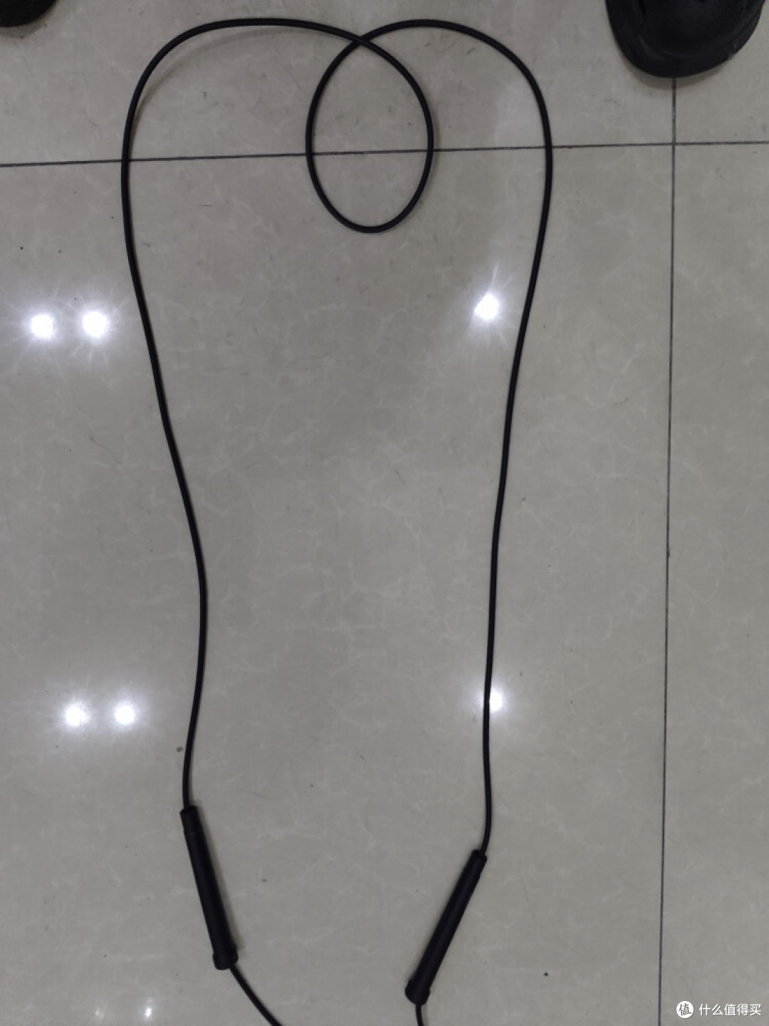 特步跳绳:简约而不简单的运动好搭子