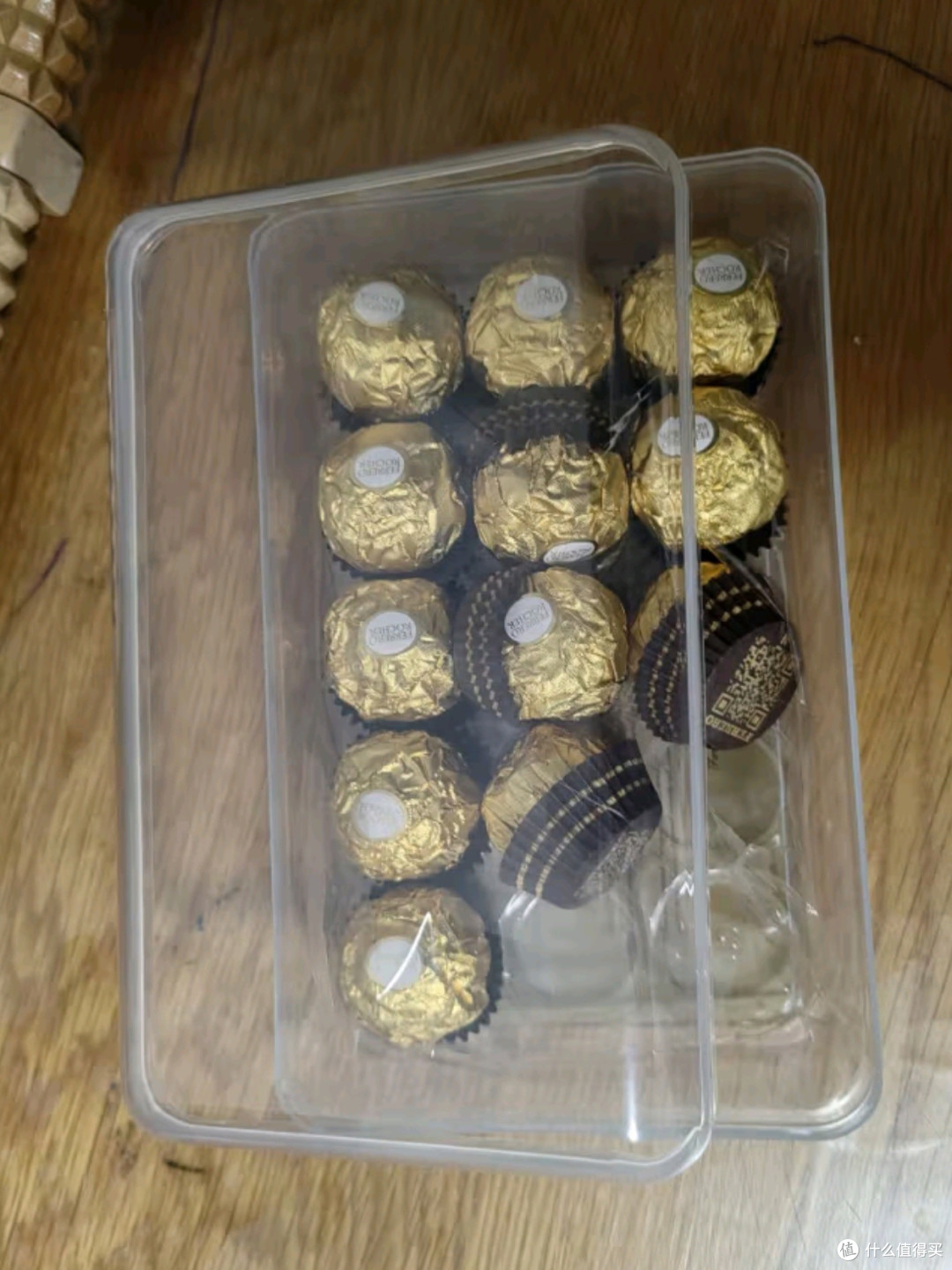 春日巧克力体验:费列罗巧克力礼盒30粒,唤醒你的味蕾觉醒时刻