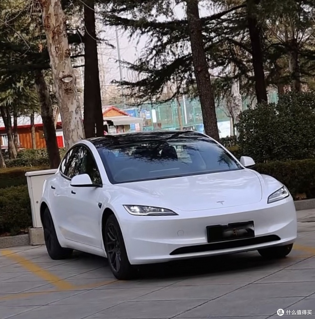 特斯拉VS蔚来,谁才是新能源之王?