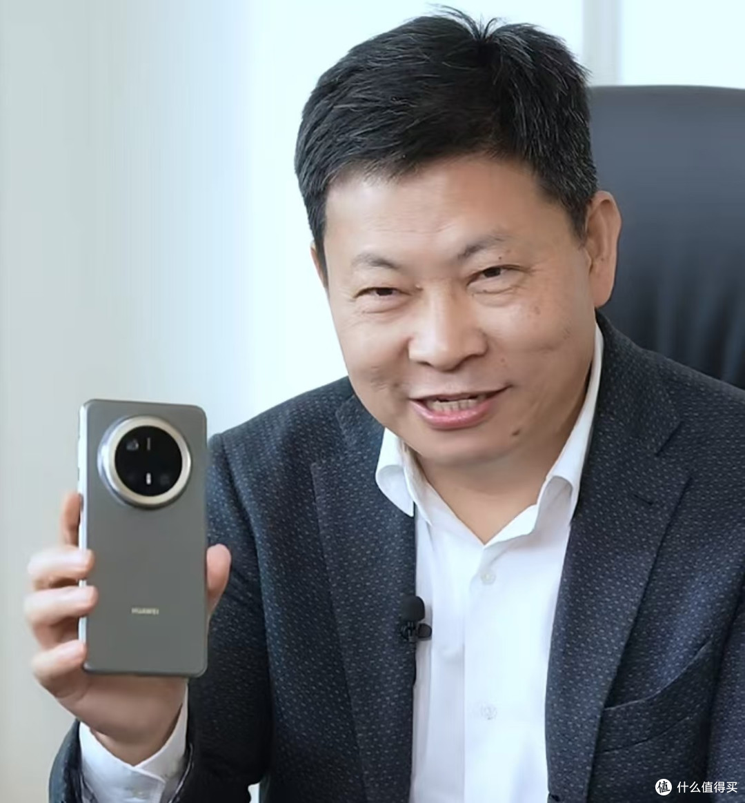 华为Mate70Pro+跌至谷底价,突降1100元,麒麟9020+纯血鸿蒙