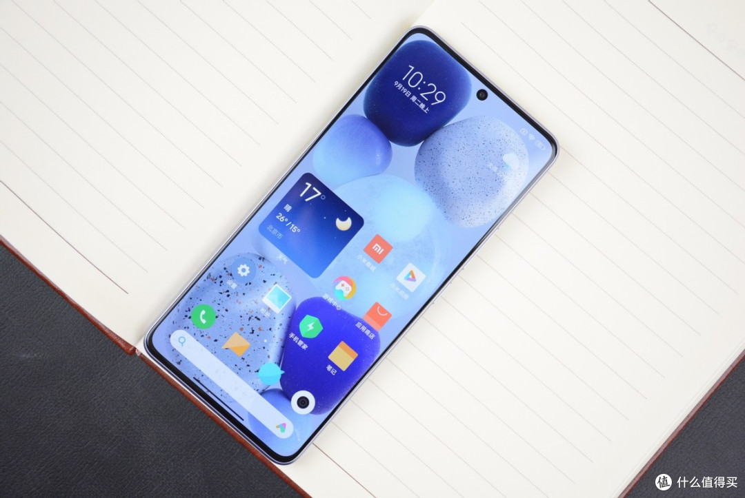 小米化身“价格屠夫”,2亿像素+4nm芯片+5100mAh,256GB仅999元