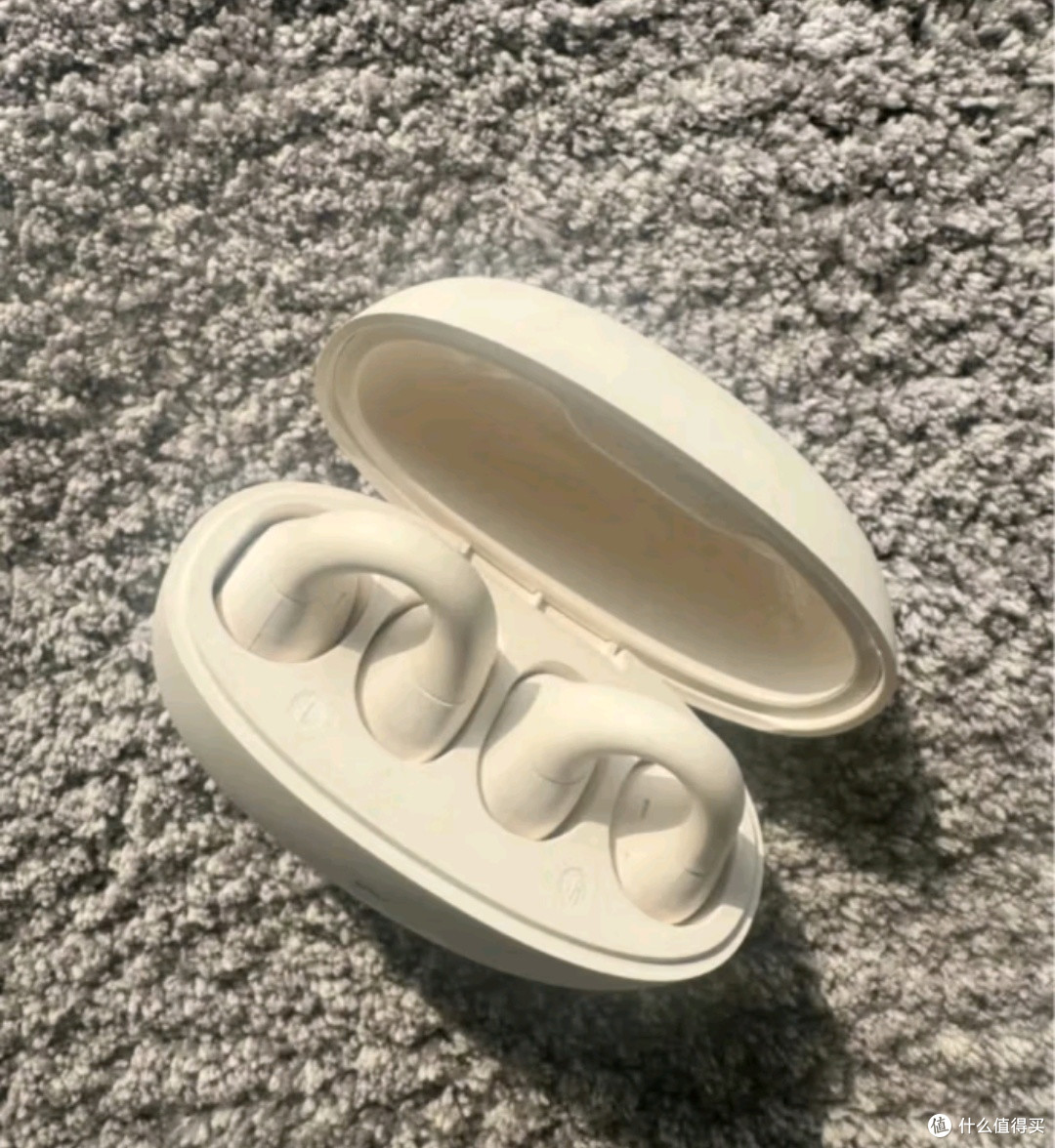 百元内挖到宝!倍思AS01蓝牙耳机耳夹