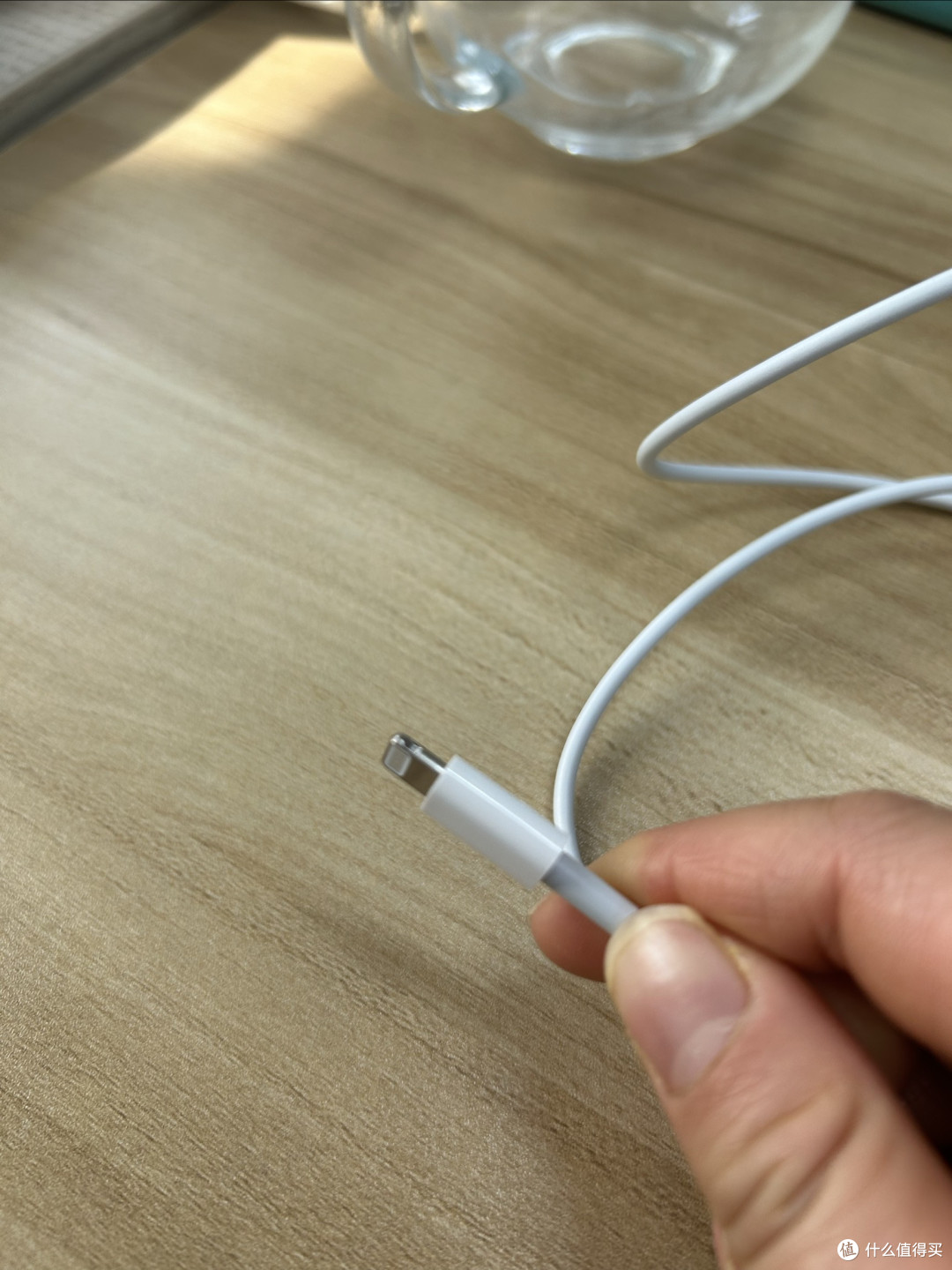 小物件,大作用:苹果原装USB-C转闪电接口充电线